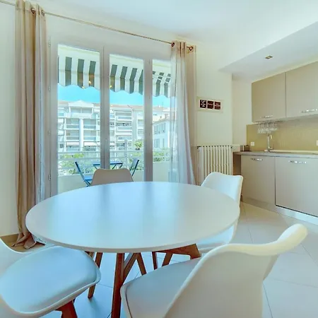Immogroom - Terrace - 2 Bedrooms - Downtown - Air Conditioning - Wifi Апартаменты Канны