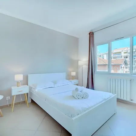 Immogroom - Terrace - 2 Bedrooms - Downtown - Air Conditioning - Wifi Канны